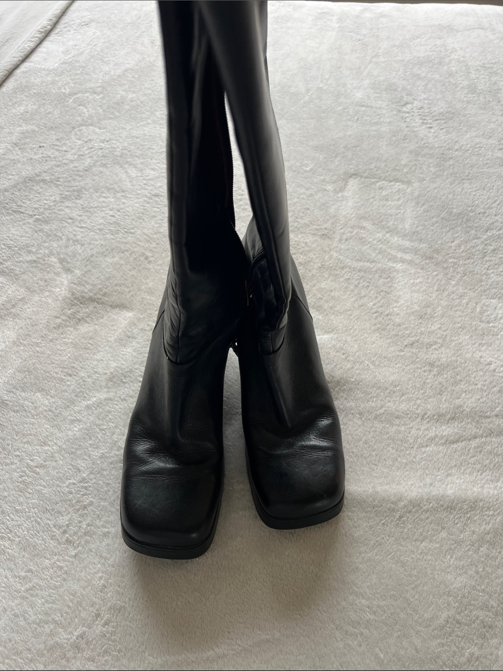 Tommy Hilfiger Women's y2k square toe Heeled Boot